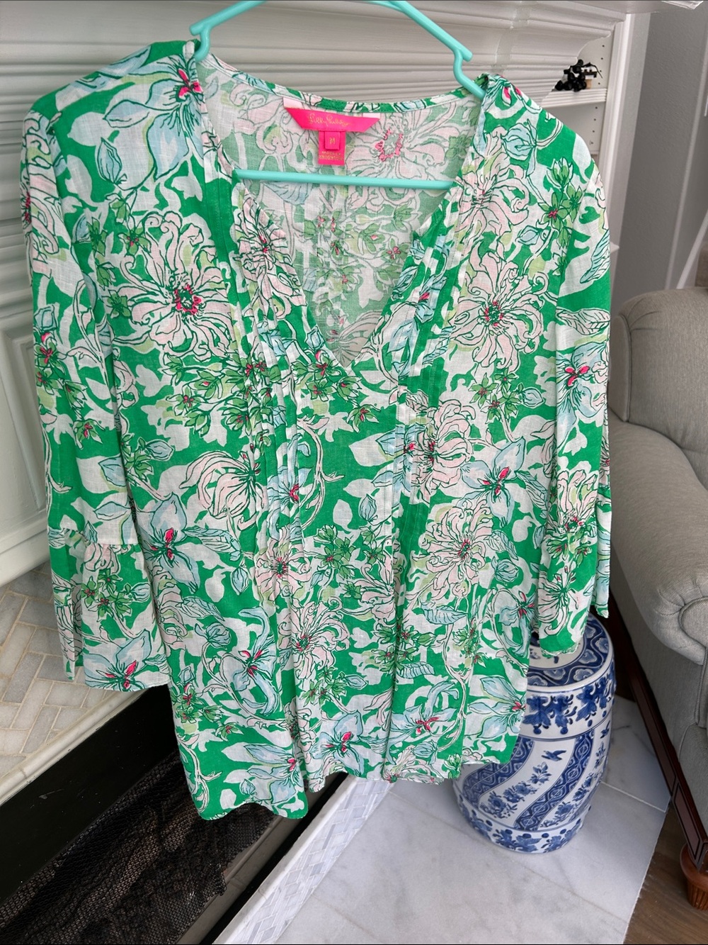 Lilly Pulitzer Danika Hollie Green Floral V-Neck Linen Women's Blouse